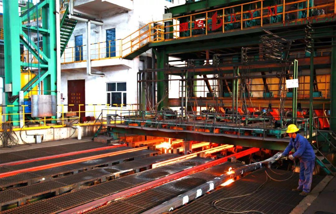 乌钢积极提升产品质量,不断优化产品结构,提升重点工序产品质量,持续